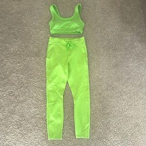 ALO Yoga Neon Green Set